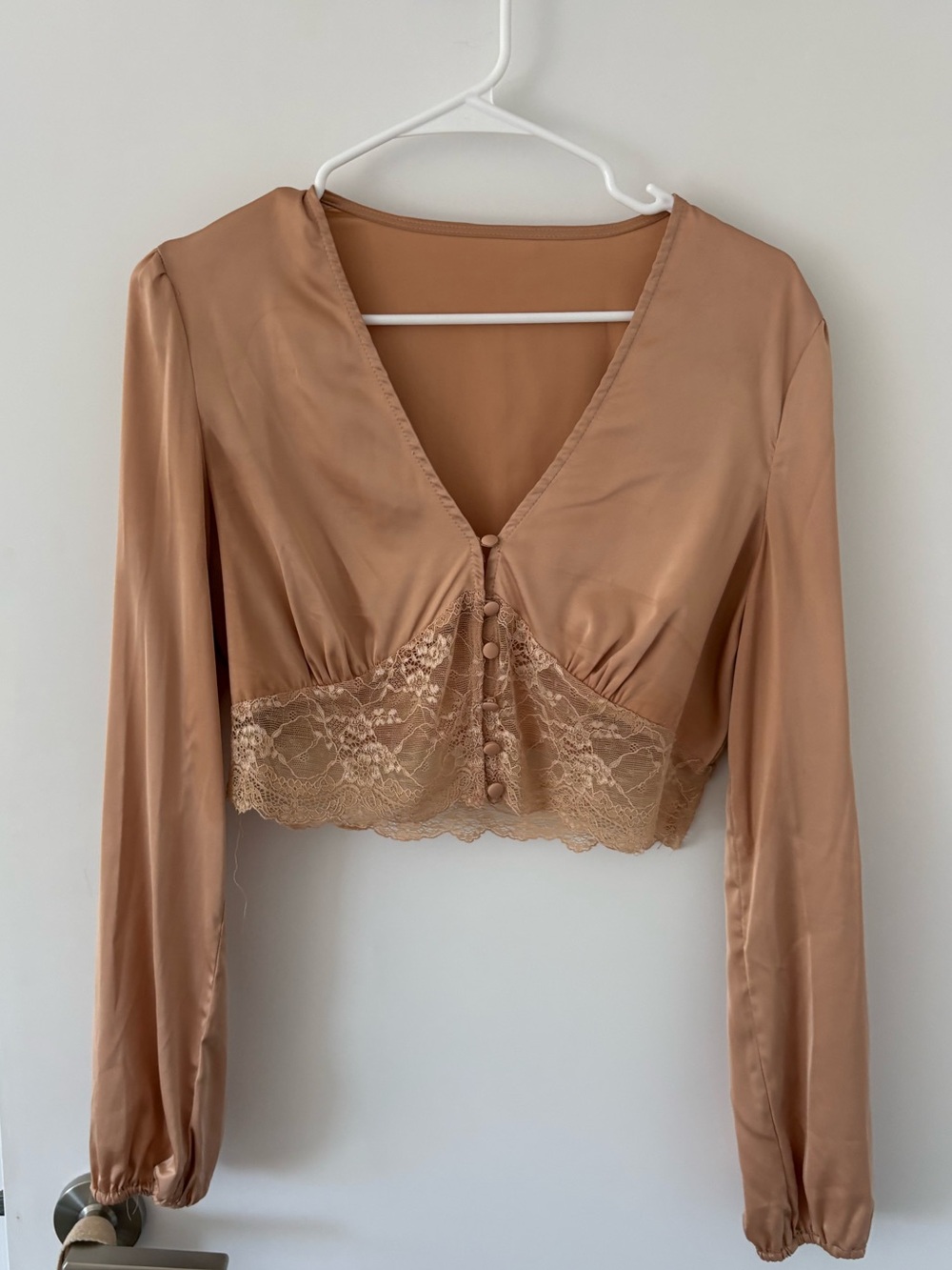 Women's Tan Lace-Trim V-Neck Crop Top